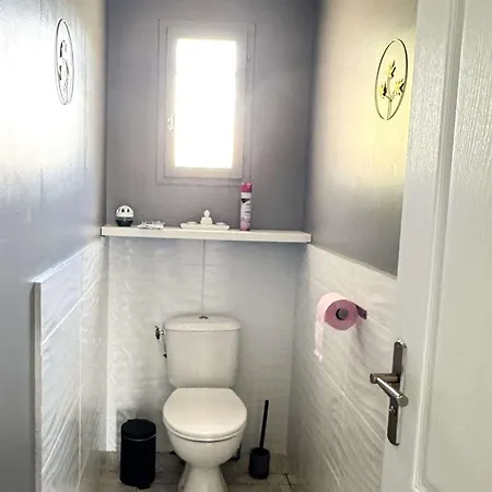 Villa Pour 6 Pers. Avec Piscine Au Cap D'agde - Fr-1-607-218