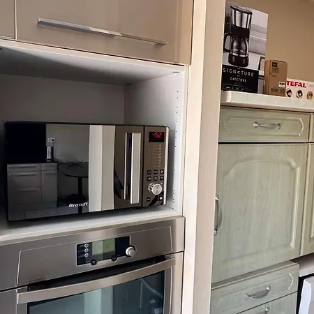 Villa Pour 6 Pers. Avec Piscine Au Cap D'agde - Fr-1-607-218 *