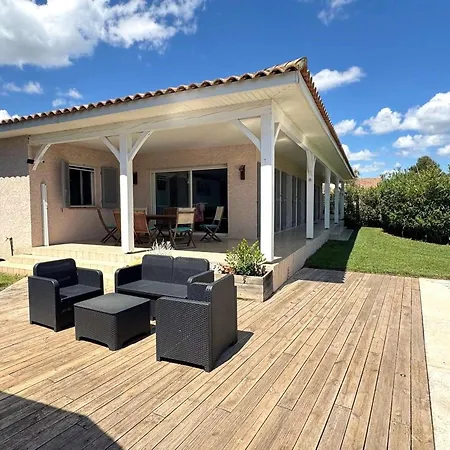 Pour 6 Pers. Avec Piscine Au Cap D'agde - Fr-1-607-218