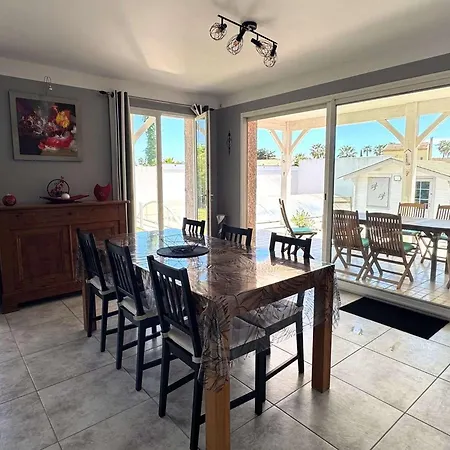 Spacieuse 6 Pers, Piscine Privée Et Wifi Proche - Fr-1-607-218 Villa Agde