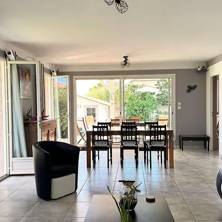 Spacieuse 6 Pers, Piscine Privée Et Wifi Proche - Fr-1-607-218 Villa